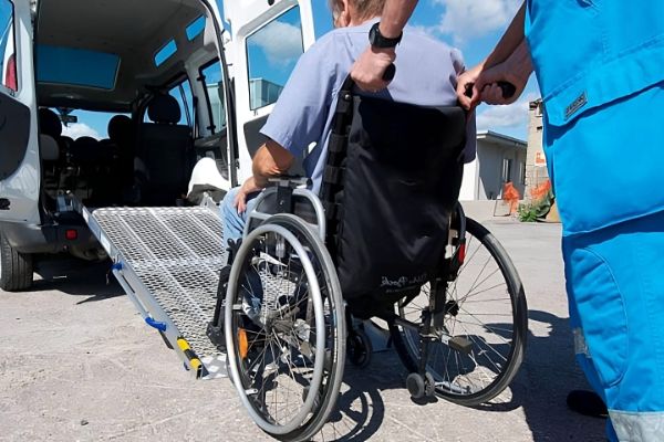 Servizio di trasporto ai seggi elettorali disabili
